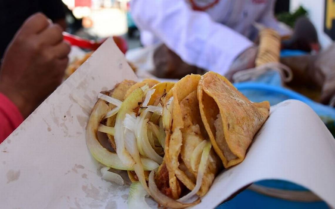 ¡Es hoy, es hoy! El Festival de Taco de Canasta y el Molote en la Feria